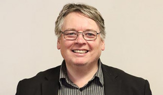 Dr Simon Kitson 