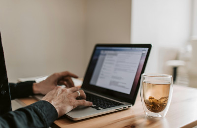 <p>AIC researchers explore remote work impacts</p>